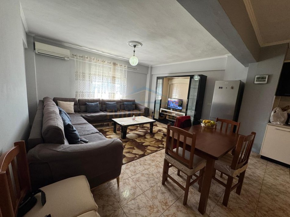 Tirane, shitet apartament 2+1+Ballkon Kati 9, 119 m² 165.000 € 