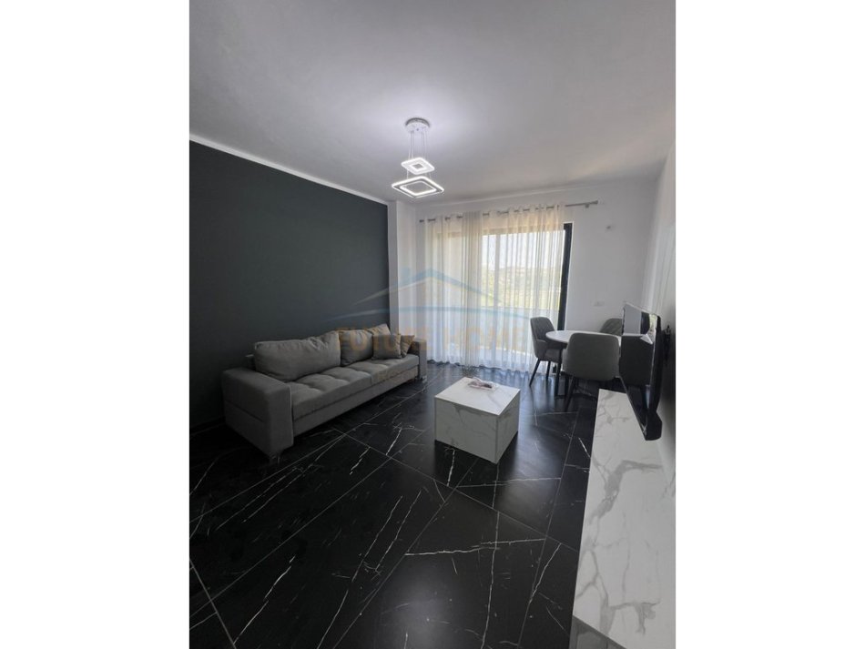 Durres, shes apartament 1+1 Kati 3, 51 m² 75.000 € (Prane Pishave te Buta, Mali i Robit)