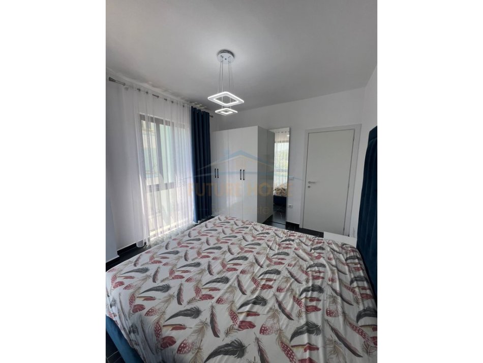 Durres, shes apartament 1+1 Kati 3, 51 m² 75.000 € (Prane Pishave te Buta, Mali i Robit)