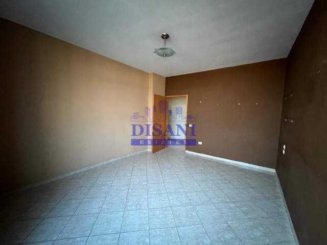 Tirane, jepet me qera apartament Kati 4, 120 m² 400 Euro (rruga kongresi i manastirit)