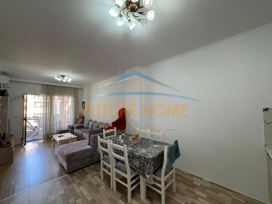 Tirane, shitet apartament 2+1 Kati 4, 92 m² 193.000 € 