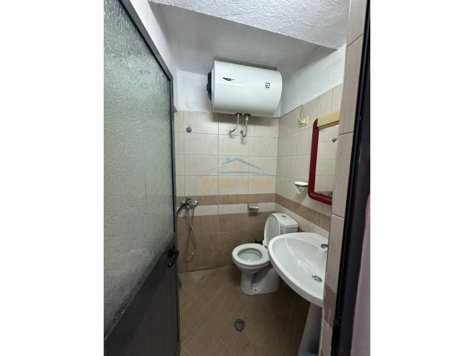 Tirane, jepet me qera apartament 1+1 Kati 1, 103 m² 450 € (rrugen Dritan Hoxha)