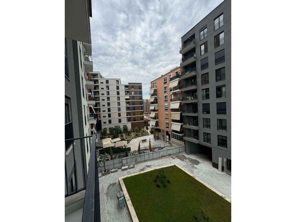 Tirane, jepet me qera apartament 2+1 Kati 3, 88 m² 500 € (KOMPLEKSI JOLLA)  UNA54125