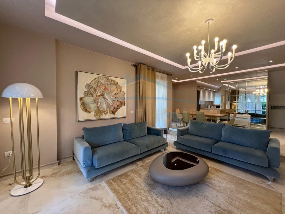 Gjiri Lalezit | Hamallaj, shitet Vile 3+1+Aneks+Ballkon Kati 0, 257 m² 870.000 € (GJIRI LALZIT)