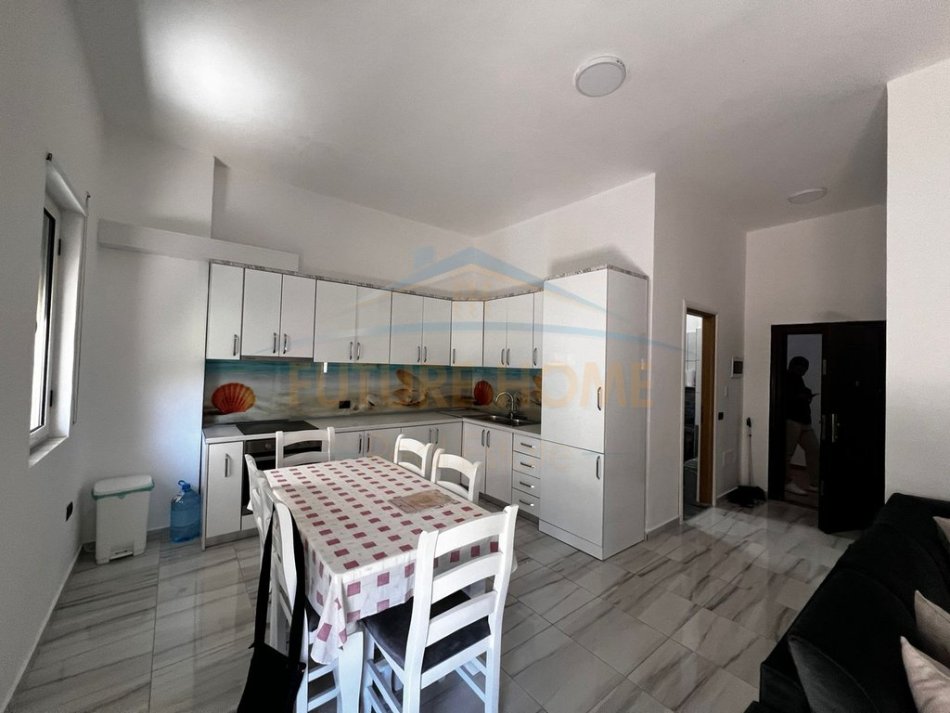 Durres, shitet apartament 2+1+Aneks+Ballkon Kati 1, 105.000 € (Shkallnur, Durres)