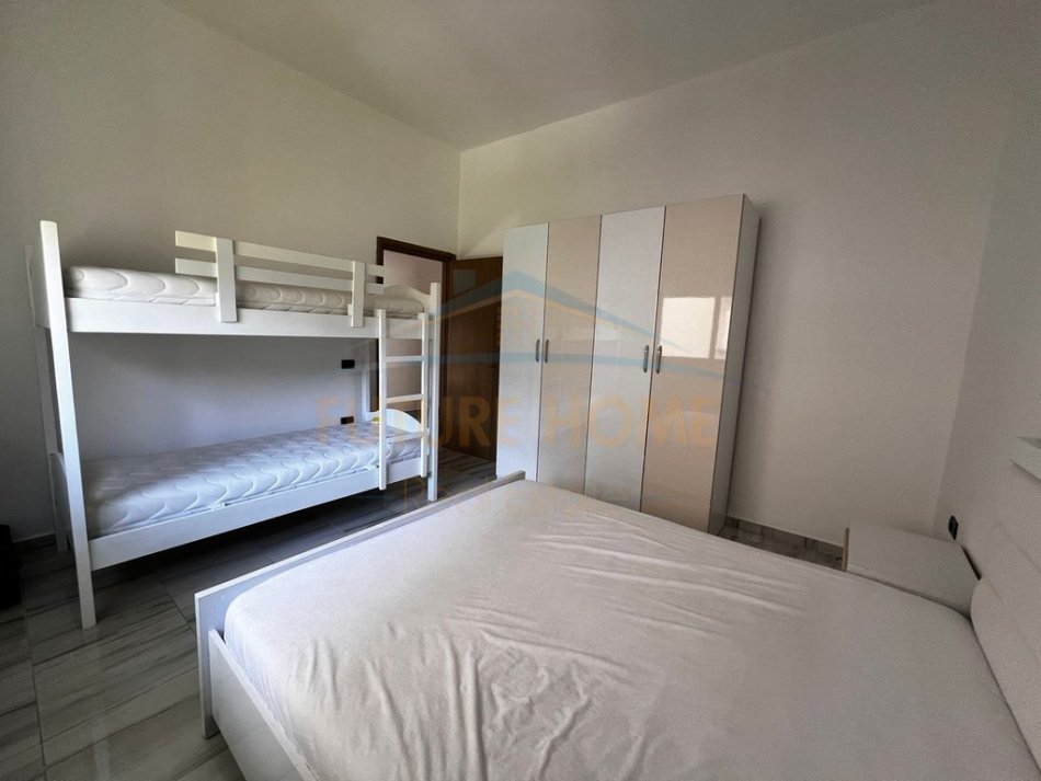 Durres, shitet apartament 2+1+Aneks+Ballkon Kati 1, 105.000 € (Shkallnur, Durres)