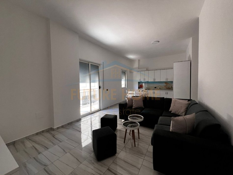 Durres, shitet apartament 2+1+Aneks+Ballkon Kati 1, 105.000 € (Shkallnur, Durres)