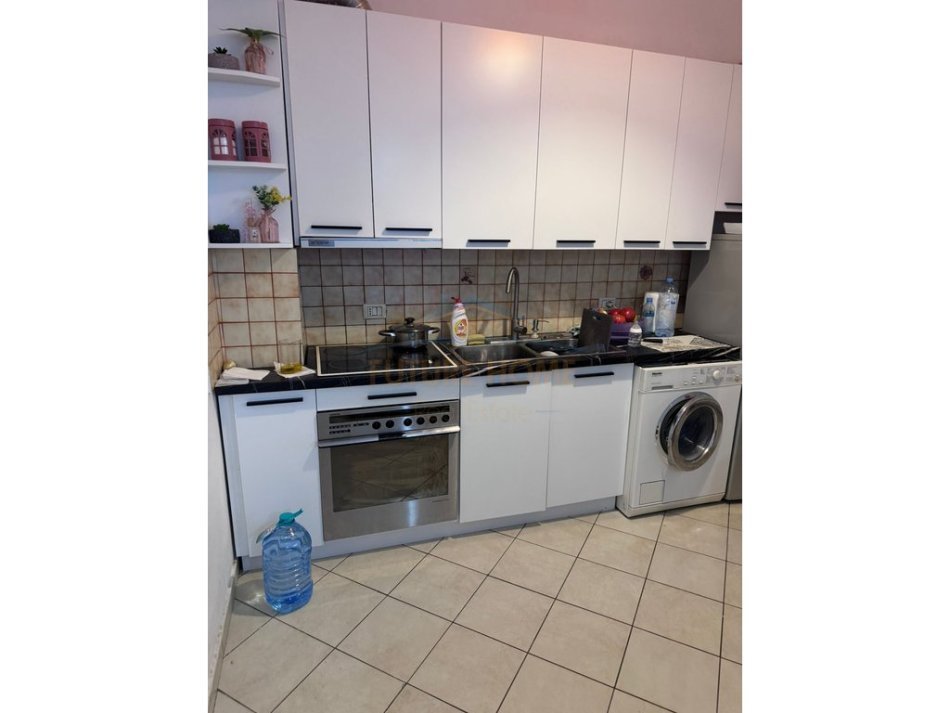 Shitet, Apartament 1+1, Kombinat. OPP54395