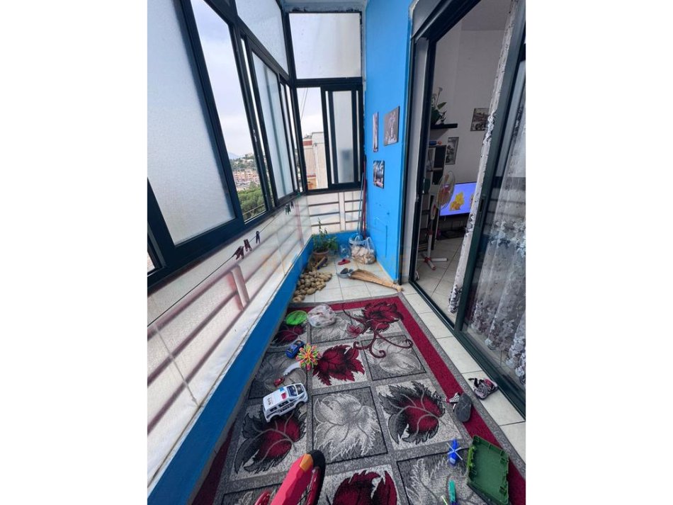 Shitet, Apartament 1+1, Kombinat. OPP54395
