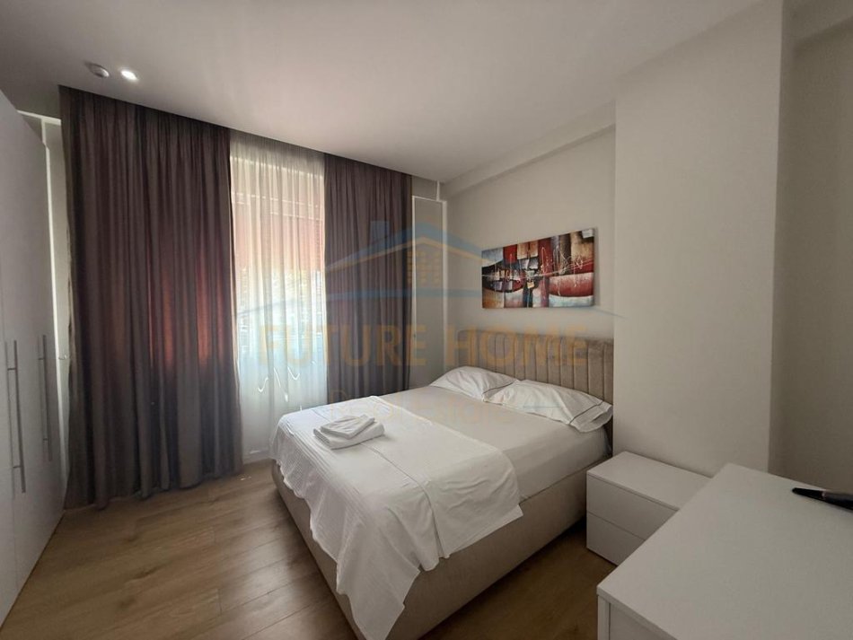 Shiten, 4 Apartamente 1+1, Porcelan, Tirane