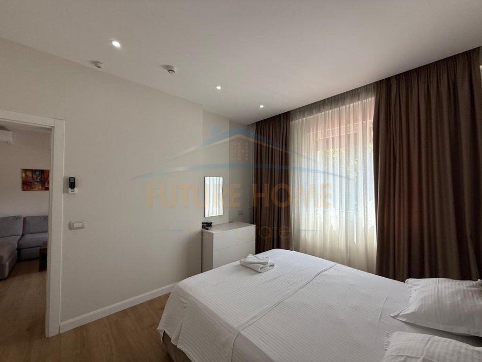 Shiten, 4 Apartamente 1+1, Porcelan, Tirane