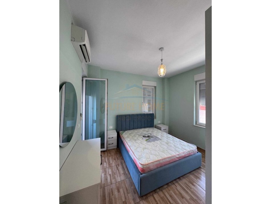 Tirane, shitet apartament 1+1+Ballkon Kati 8, 60 m² 108.000 € (DRITAN HOXHA)   UNA54473