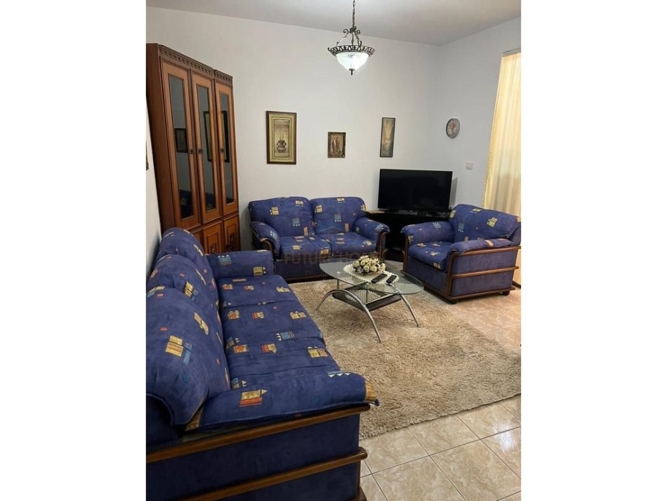 Tirane, jepet me qera 1+1 Kati 6, 65 m² 500 € (Zogu i Zi, Tiranë)