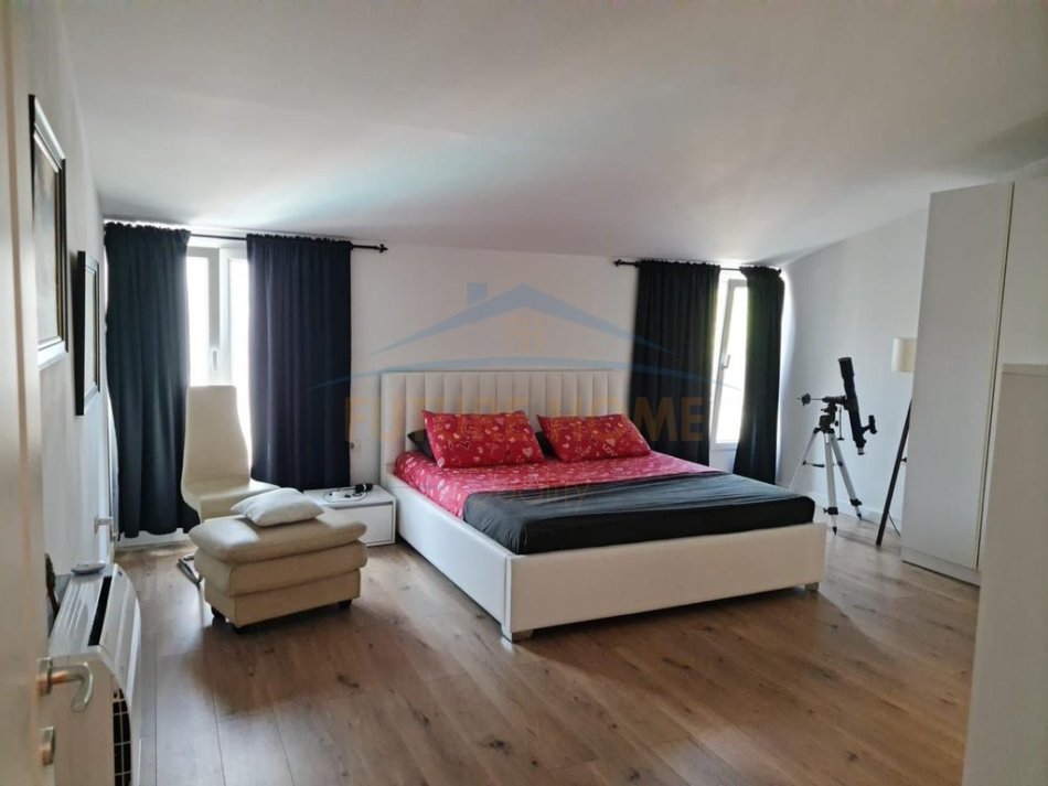 Durres, shitet apartament+verande | Penthouse 3+1+Aneks+Ballkon Kati 5, 179 m² 255.000 € (Mal i Robit, Golem)