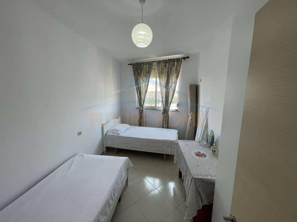 Tirane, jepet me qera apartament 2+1+Ballkon Kati 7, 105 m² 650 € (DON BOSKO)   UNA54624