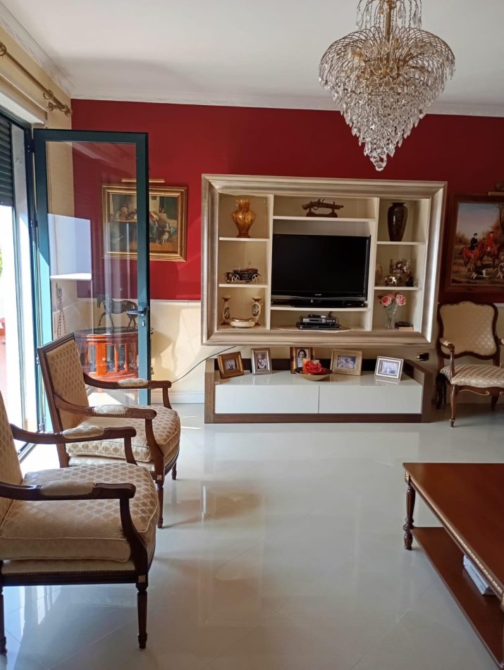 SHITET APARTAMENT I MOBILUAR LLUKS - 118m2, 153,400 Euro ndertim + 45,200 Euro mobilim