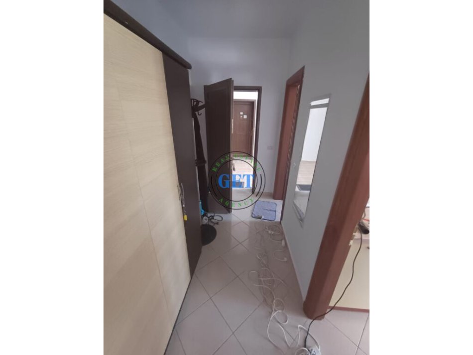 Durres, shitet apartament 1+1+Ballkon Kati 4, 58 m² 75.000 € (Plazh Iliria)