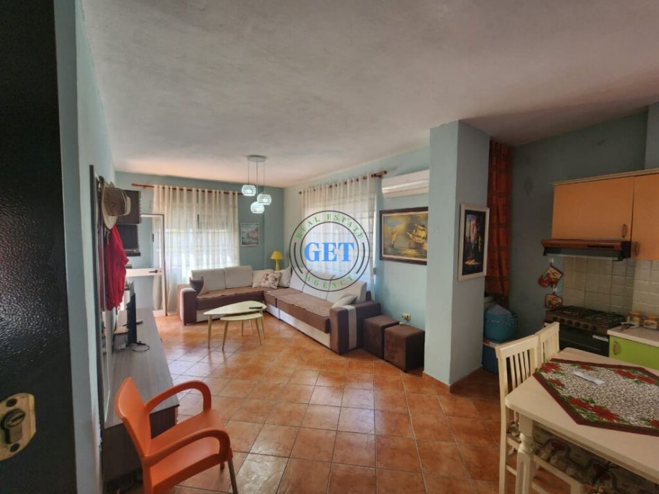 Durres, jepet me qera apartament 1+1 Kati 1, 67 m² 300 € 