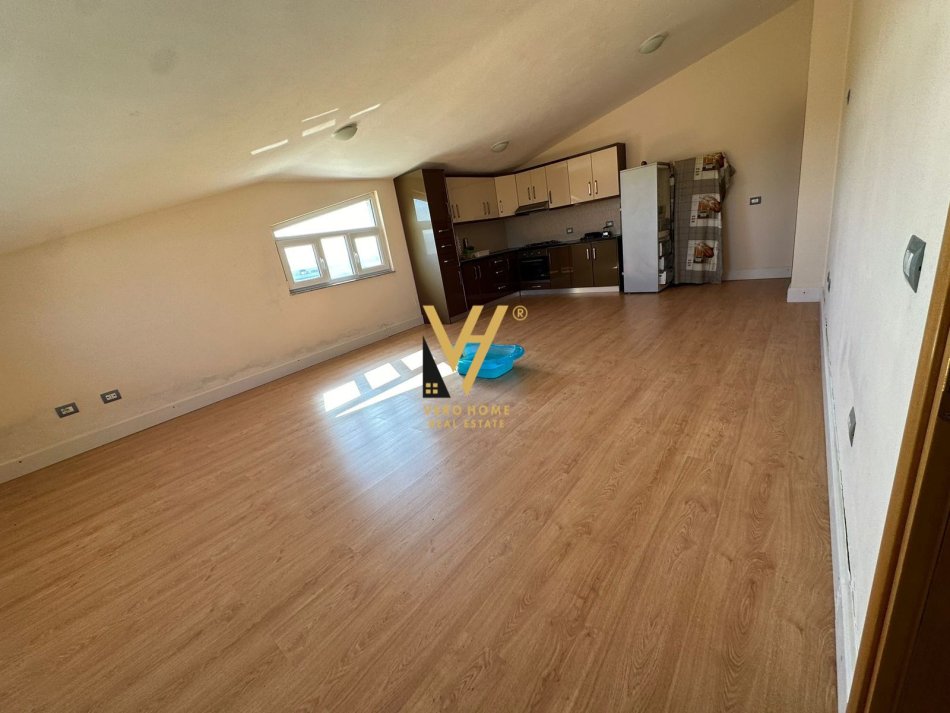 Tirane, shitet Vile Kati 0, 830 m² 755.000 € (AUTOSTRADA TIRANE-DURRES)