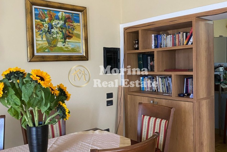 Tirane, shitet apartament 3+1 Kati 6, 330 m² 520.000 € (Kopshti Botanik)