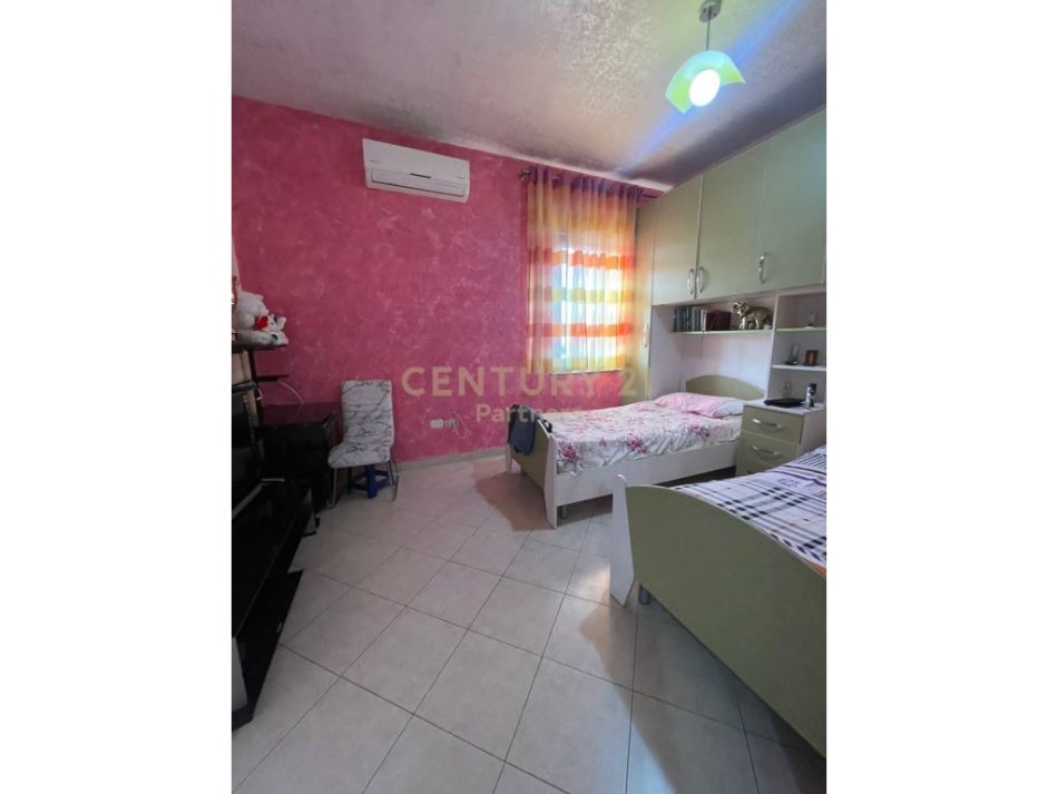 Tirane, shitet 3+1+Ballkon Kati 8, 115 m² 129.000 € (Besim Alla, prane pallateve Cabej)