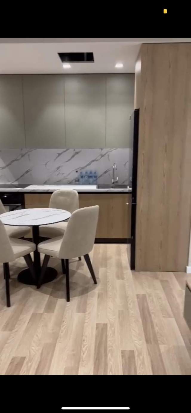 Tirane, jepet me qera apartament 1+1+BLK Kati 5, 60 m² 450 Euro (TEK DOGANA)
