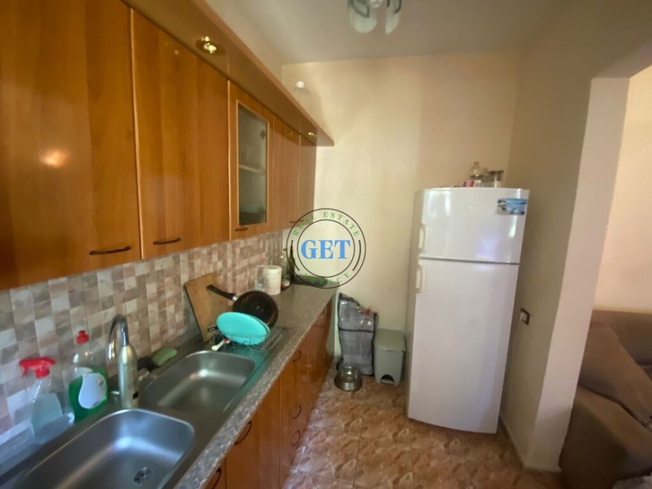 Durres, shitet shtepi 4+1+Ballkon Kati 1, 444 m² 175.000 € (Shkolla Hajdar Dushi)