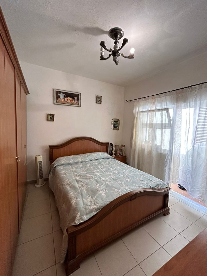 Tirane, jepet me qera 2+1 Kati 2, 80 m² 450 € (besim zyna)