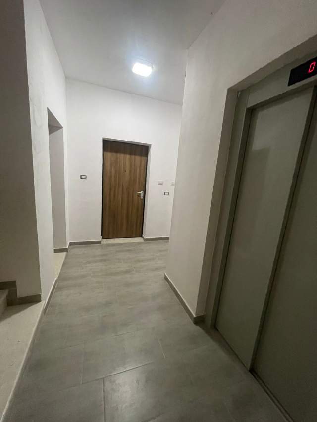 Qerret, shitet apartament 1+1+BLK Kati 2, 73 m² 76.000 Euro (Qerret, rruga e Fshatrave Turistike)