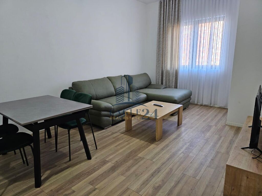 Jepet me Qera Apartament 1+1 ne Astir