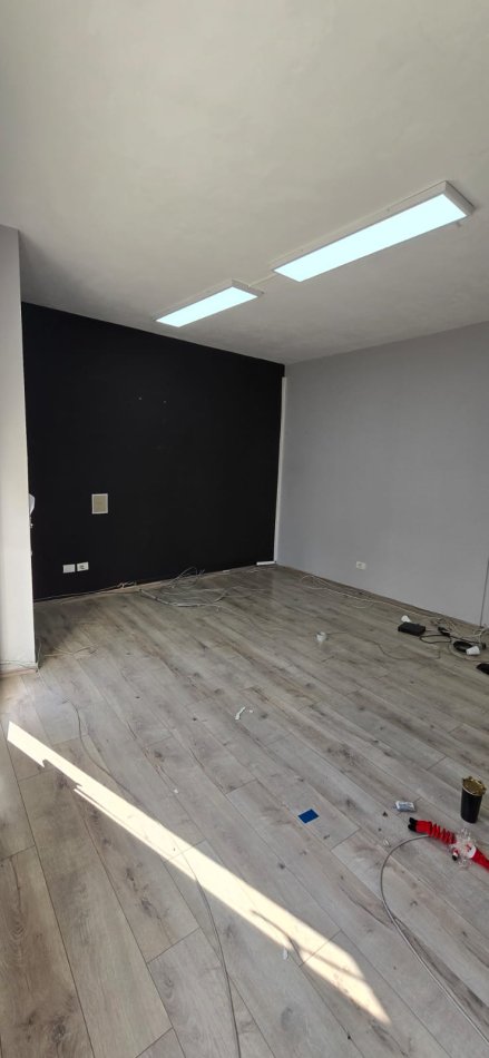 Tirane, jepet me qera apartament 1+1 Kati 2, 65 m² 500 € (myslym shyri)