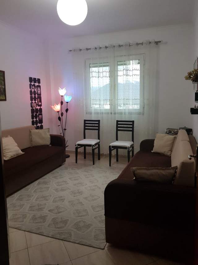 Elbasan, shitet apartament 75 m² 5.500.000 Leke