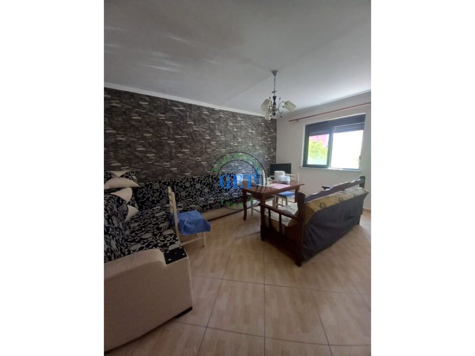 Durres, shitet apartament 1+1+Ballkon Kati 2, 56 m² 60.000 € (Stadiumi)