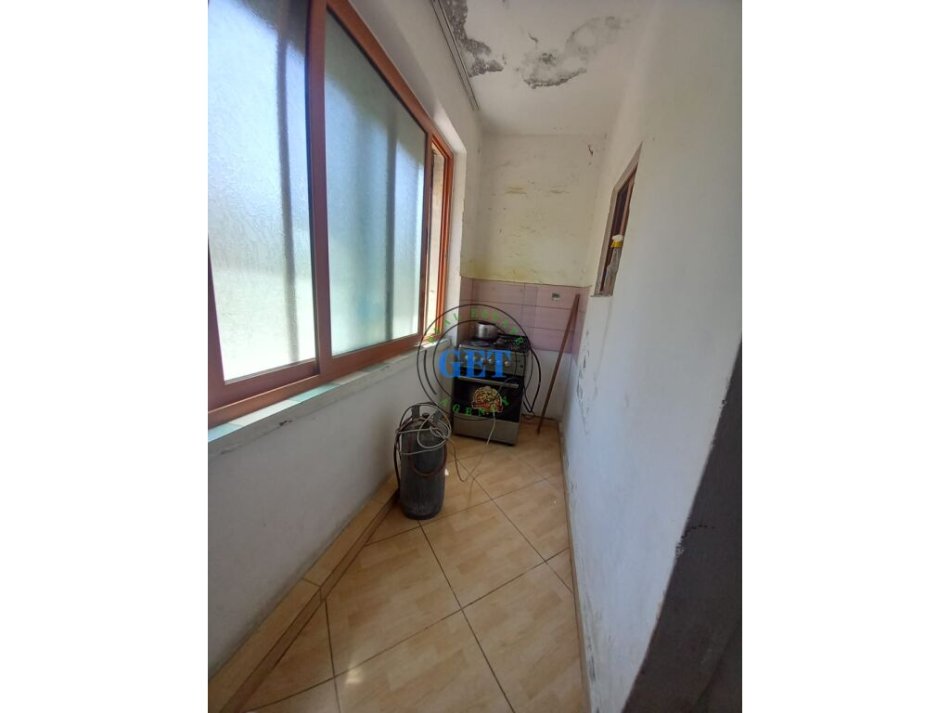 Durres, shitet apartament 1+1+Ballkon Kati 2, 56 m² 60.000 € (Stadiumi)