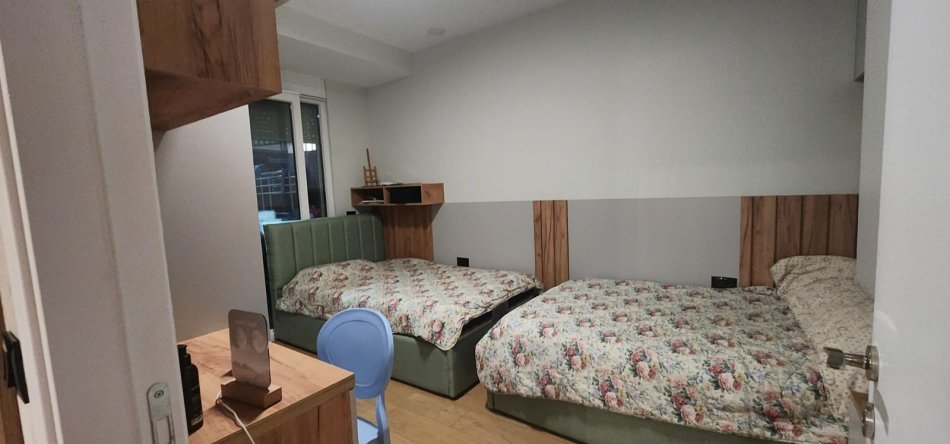 Tirane, shitet apartament 2+1 Kati 0, 97 m² 135.000 € (Prane Komisariatit nr. 4, Tirane)