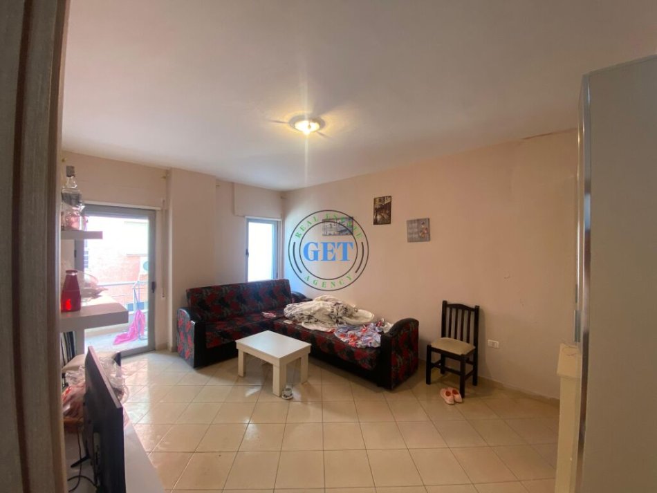 Durres, shitet apartament 1+1+Ballkon Kati 4, 68 m² 68.000 € (Shkembi i Kavajes)