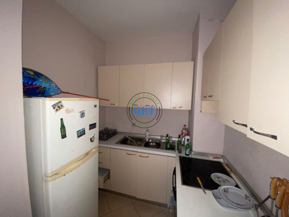 Durres, shitet apartament 1+1+Ballkon Kati 4, 68 m² 68.000 € (Shkembi i Kavajes)