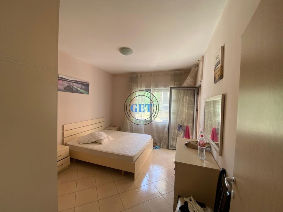 Durres, shitet apartament 1+1+Ballkon Kati 4, 68 m² 68.000 € (Shkembi i Kavajes)