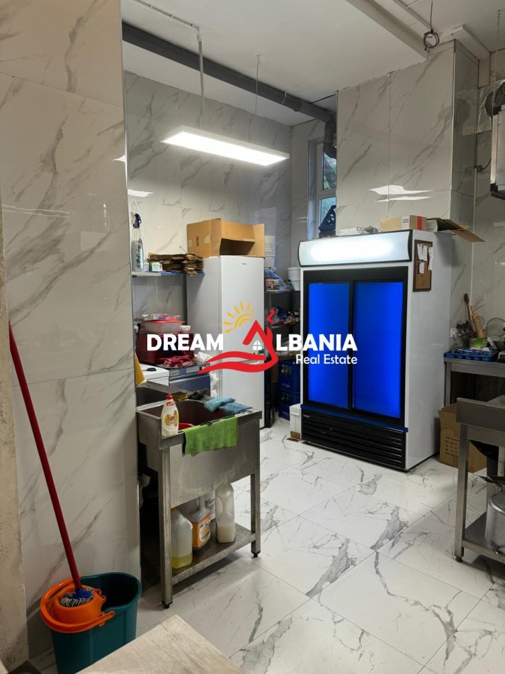 Tirane, shitet ambjent biznesi Kati 0, 70 m² 180.000 € (Ymer kurti)