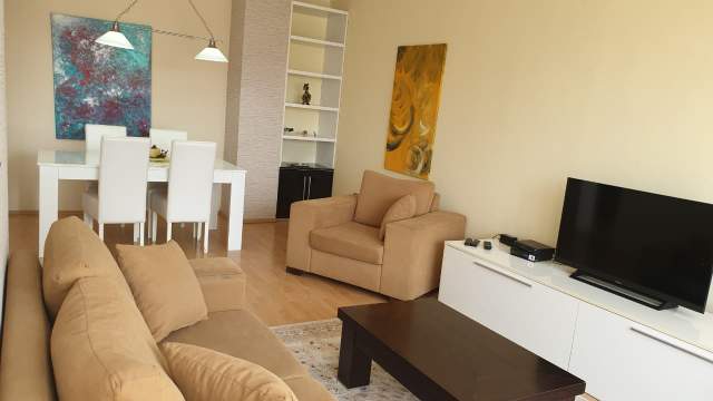 Tirane, jap me qera apartament 1+1+A+BLK Kati 4, 120 m² 500 Euro (rruga frederik shiroka)