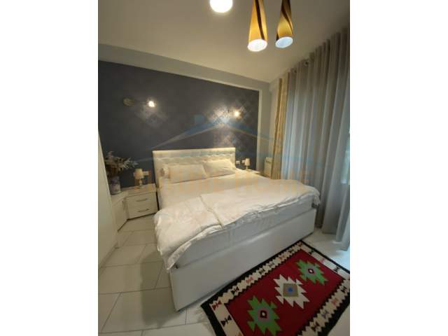 Tirane, jepet me qera apartament 1+1+BLK Kati 3, 68 m² 550 Euro (Rrapo Hekali)