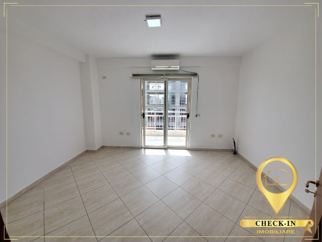 Tirane, jepet me qera zyre , Kati 7, 107 m² 550 € (Jordan Misja, prane Spak)