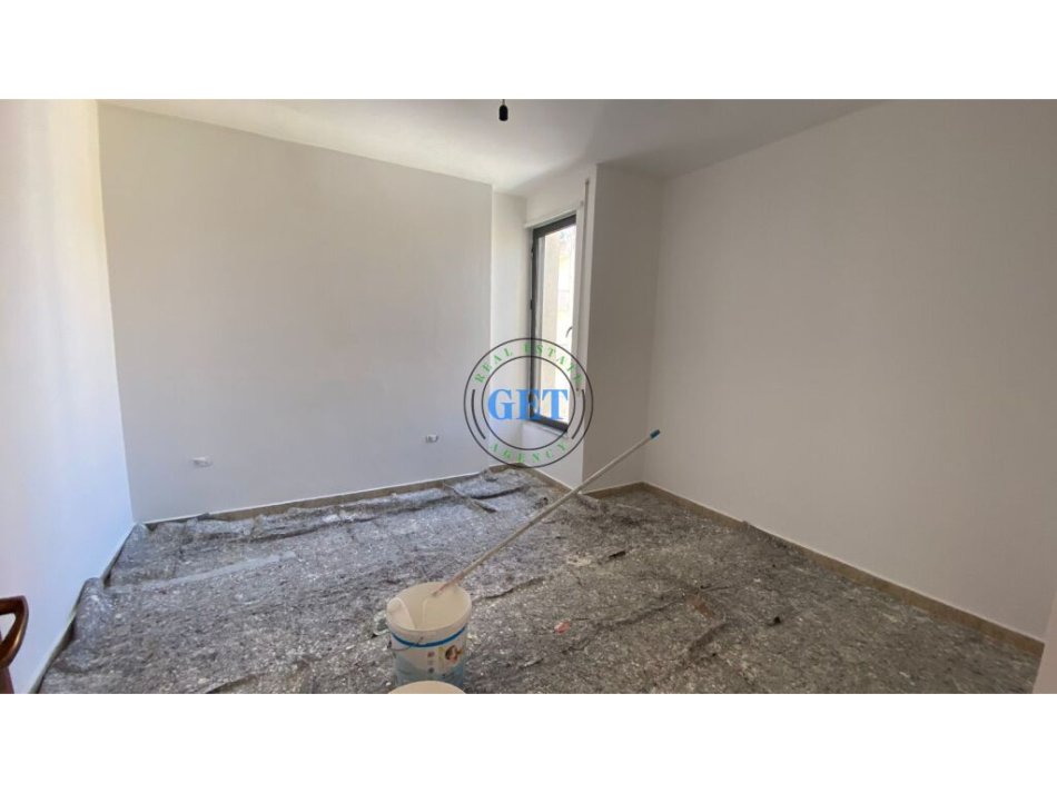 Durres, shitet apartament 1+1+Ballkon , 82 m² 85.000 € (Plazh Hekurudha, Durres)
