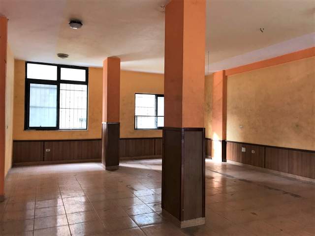 Tirane, shitet ambjent biznesi 77 m² 84.700 Euro