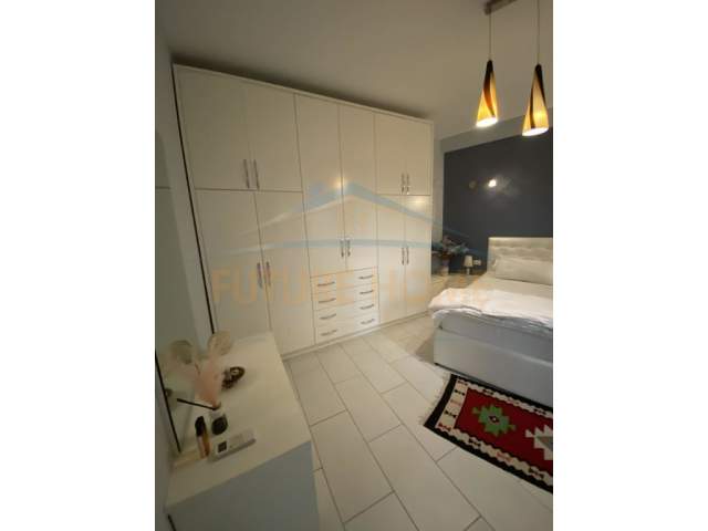 Tirane, jepet me qera apartament 1+1+BLK Kati 3, 68 m² 550 Euro (Rrapo Hekali)