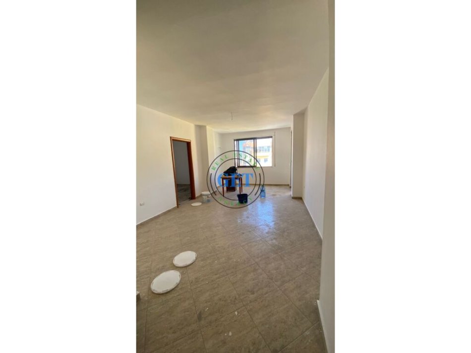 Durres, shitet apartament 1+1+Ballkon , 82 m² 85.000 € (Plazh Hekurudha, Durres)