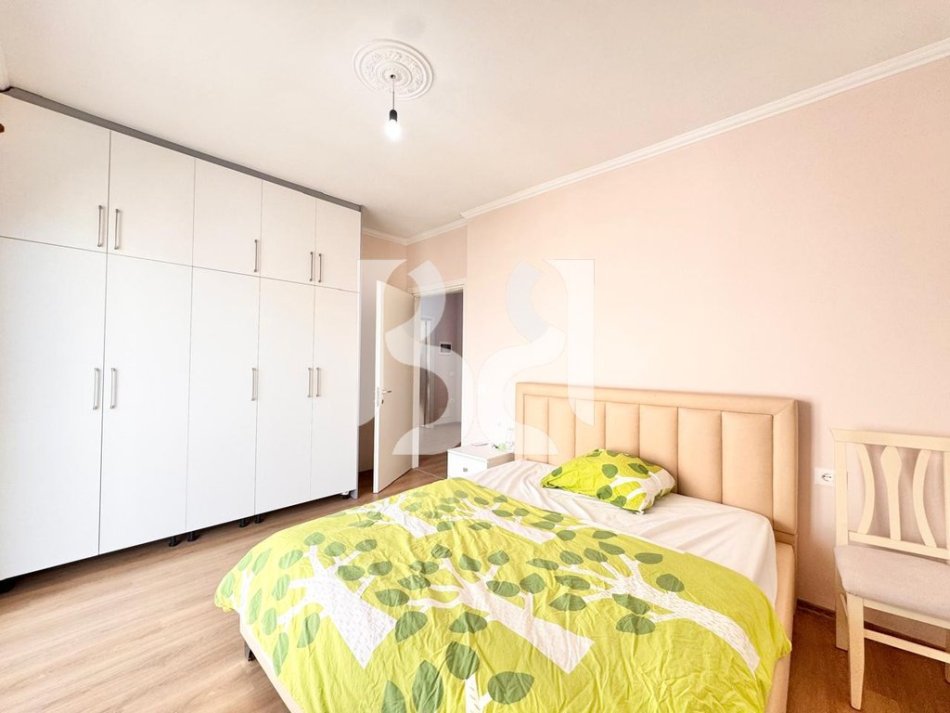 Tirane, shitet apartament 2+1 Kati 3, 83 m² 139.000 € (Astir)