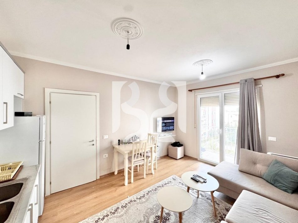 Tirane, shitet apartament 2+1 Kati 3, 83 m² 139.000 € (Astir)