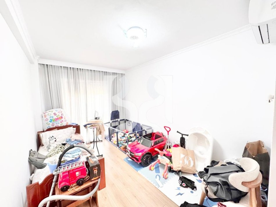 Tirane, shitet apartament 2+1 Kati 2, 101 m² 170.000 € (Astir)