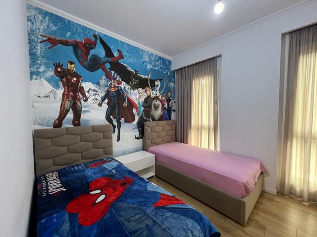 Tirane, jepet me qera apartament Kati 5, 126 m² 1.100 Euro (Square 21)